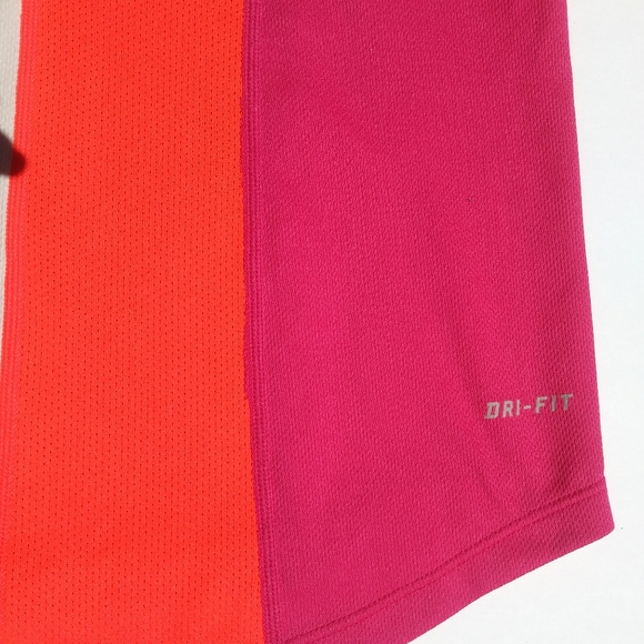 Nike Dri Fit Racer Back Tank Top - Picture 5 of 5